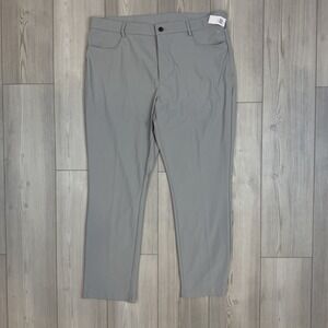 NWT Old Navy Tech Hybrid Pants Mens 38x30 Slim Go-Dry 4-Way Stretch Wrinkle-Free